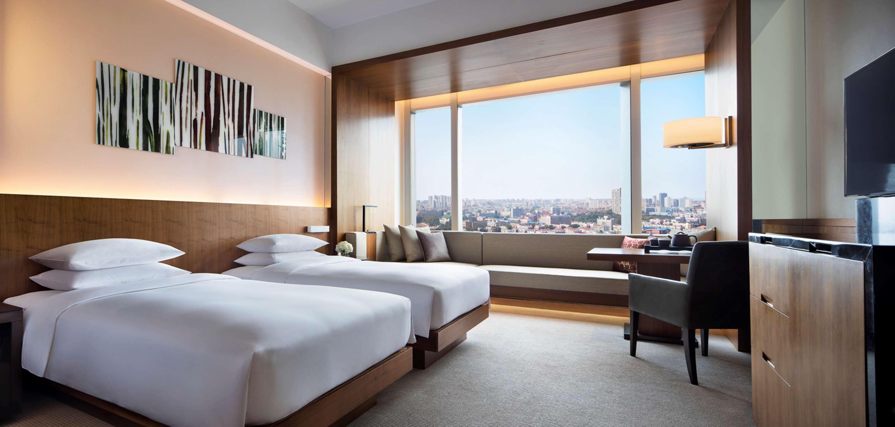 Hyatt Regency Чанчунь Экстерьер фото