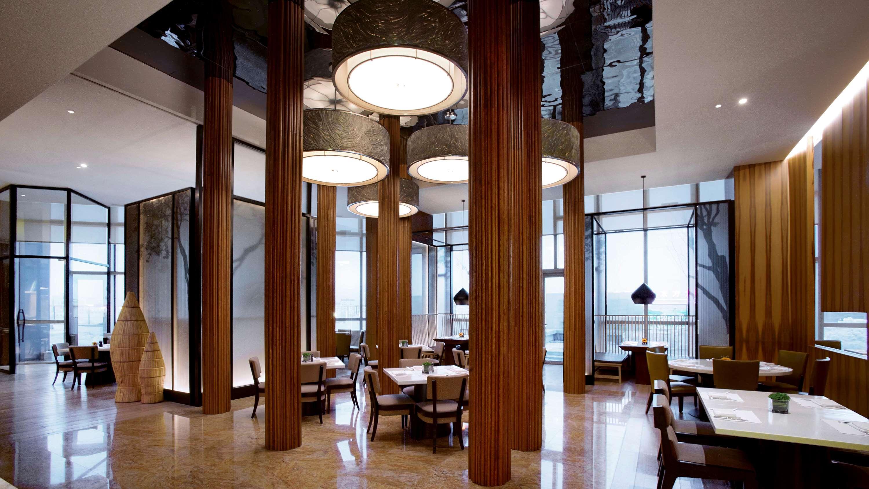 Hyatt Regency Чанчунь Экстерьер фото
